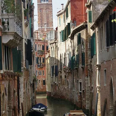 Hébergement de vacances Casa Delle Gondole *